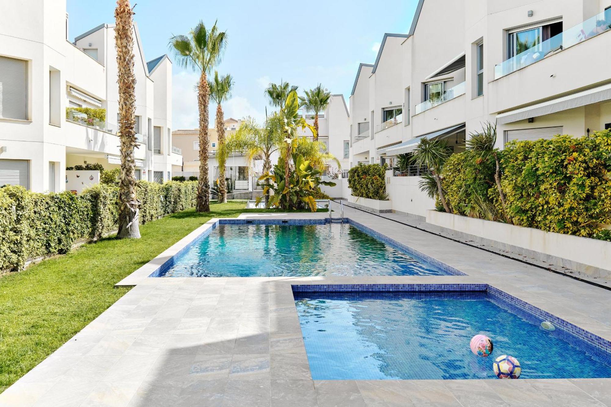 Apartamento Villa Amalia Torrevieja Buitenkant foto